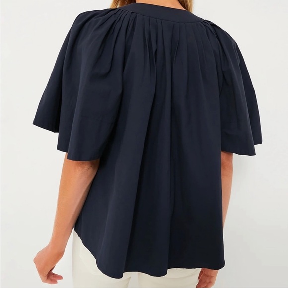 Tuckernuck PAMANDER PLACE Finley Navy Flutter sleeve top oversized - Picture 5 of 12